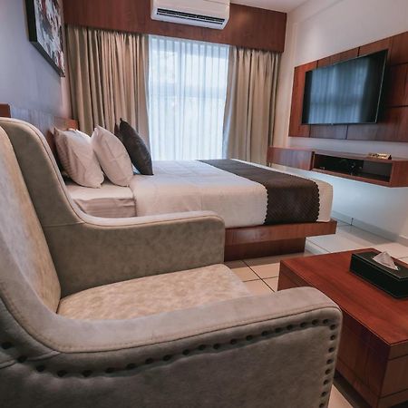 Fortview Suites Kasaragod Bagian luar foto