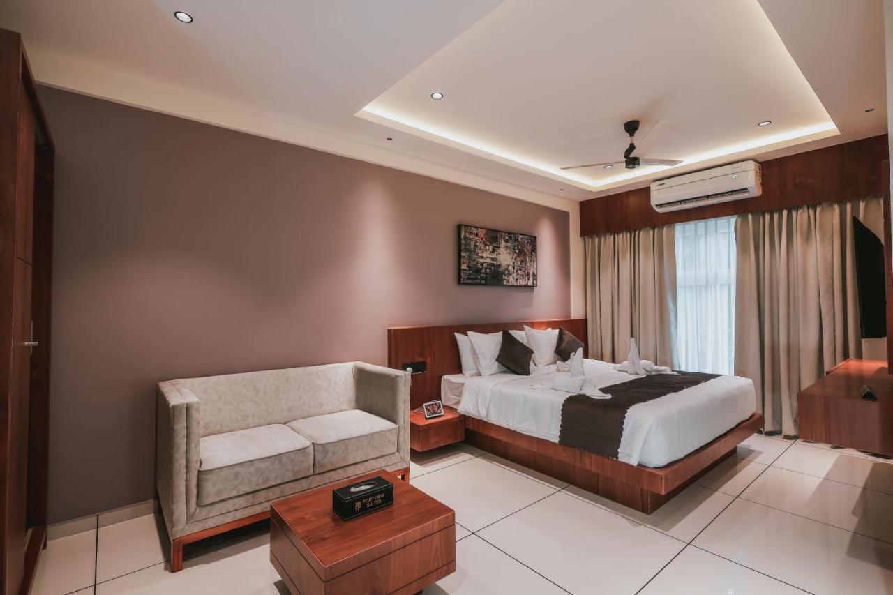 Fortview Suites Kasaragod Bagian luar foto