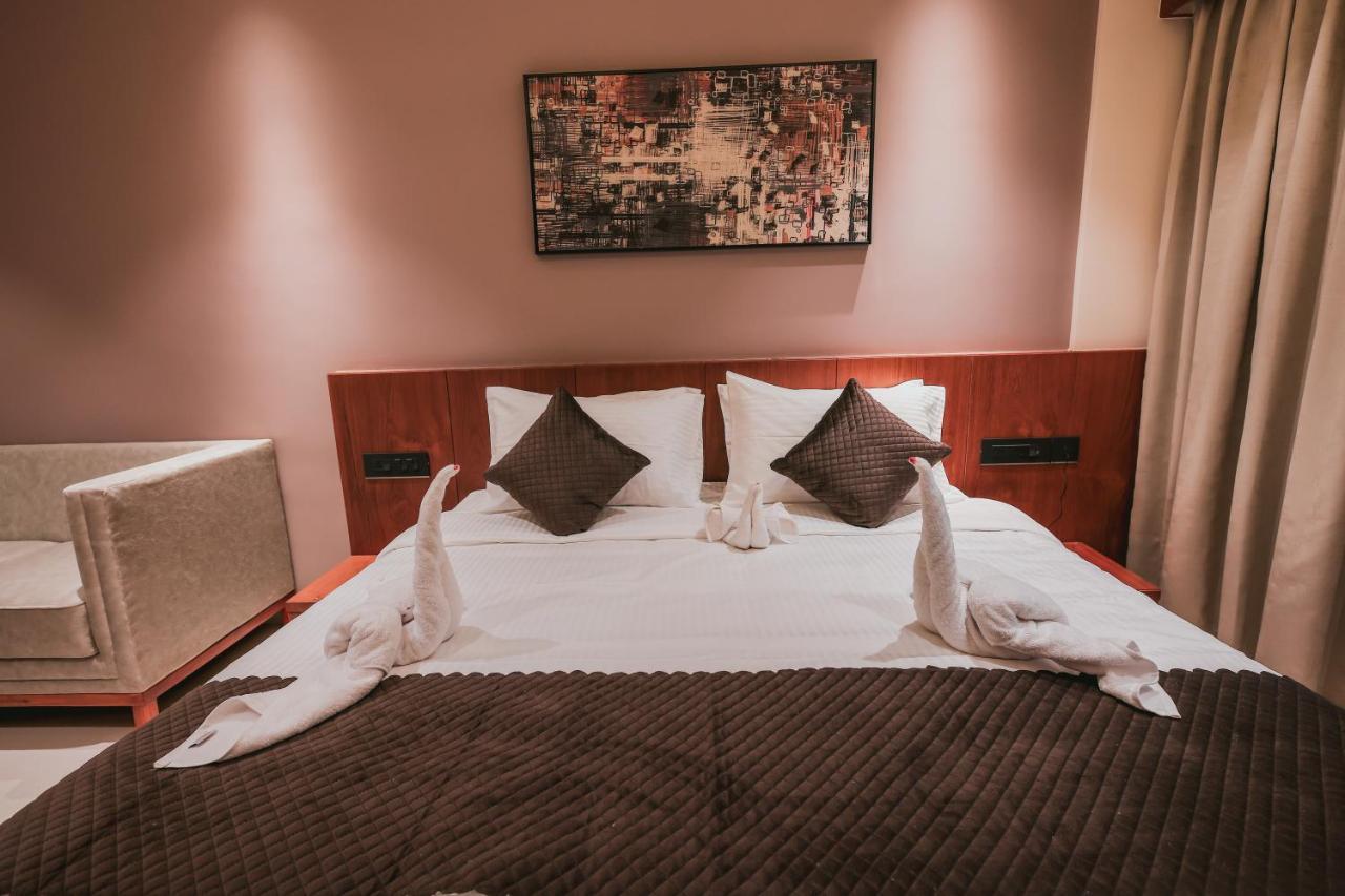 Fortview Suites Kasaragod Bagian luar foto