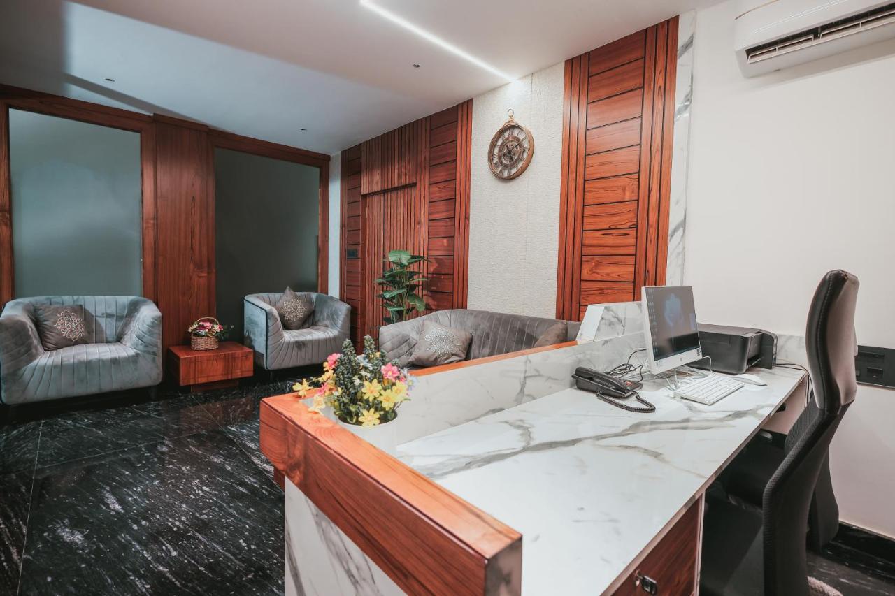 Fortview Suites Kasaragod Bagian luar foto