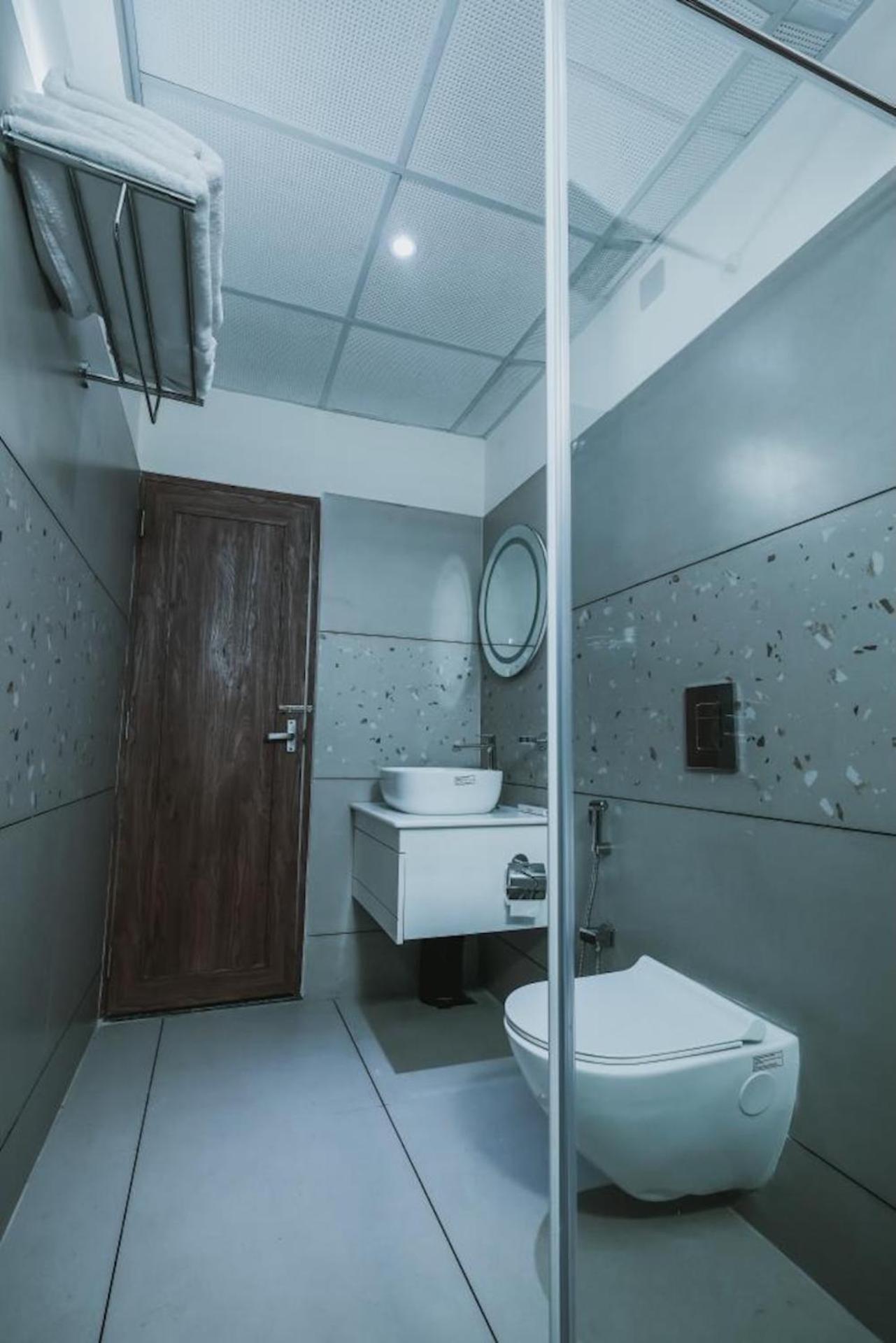Fortview Suites Kasaragod Bagian luar foto