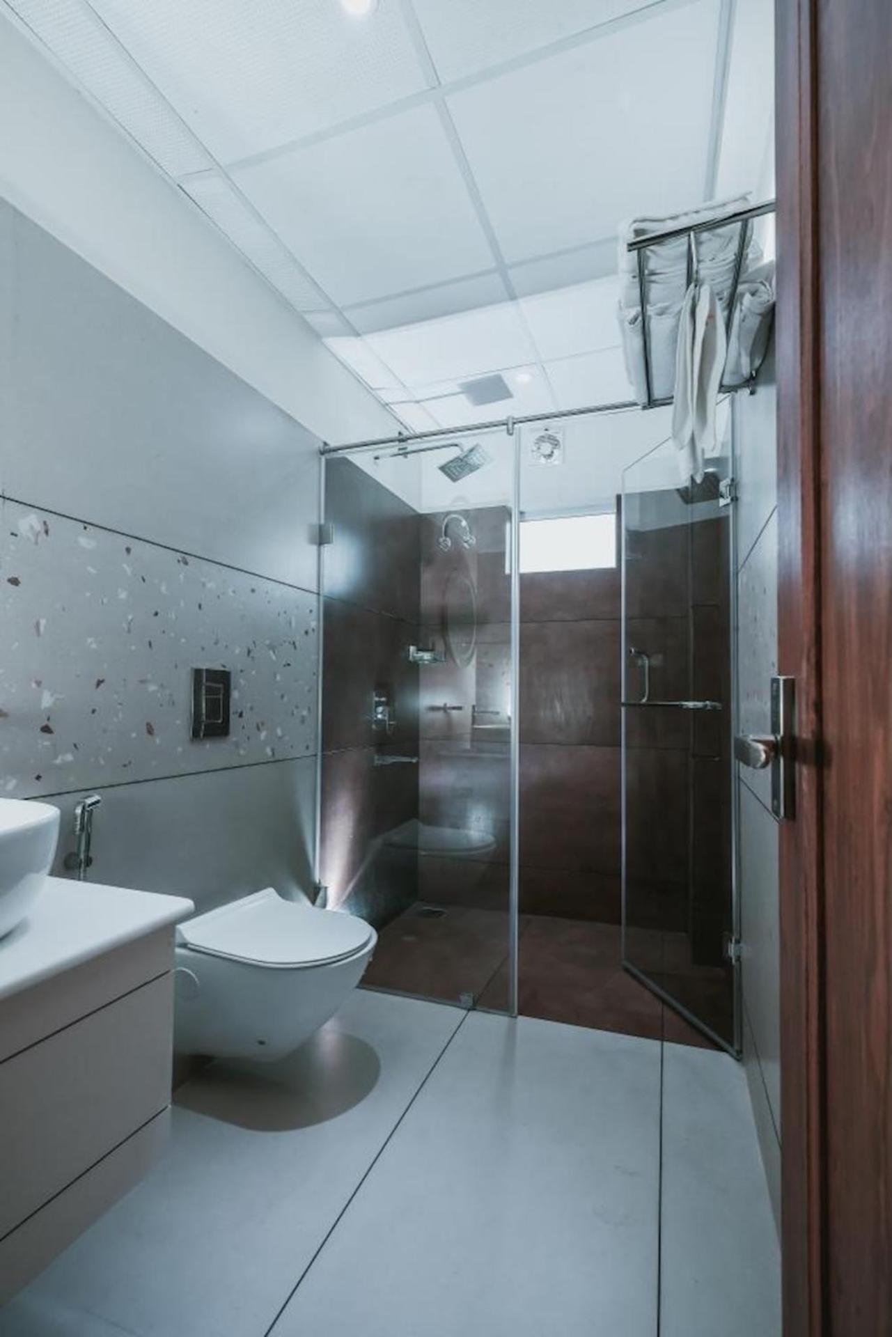 Fortview Suites Kasaragod Bagian luar foto