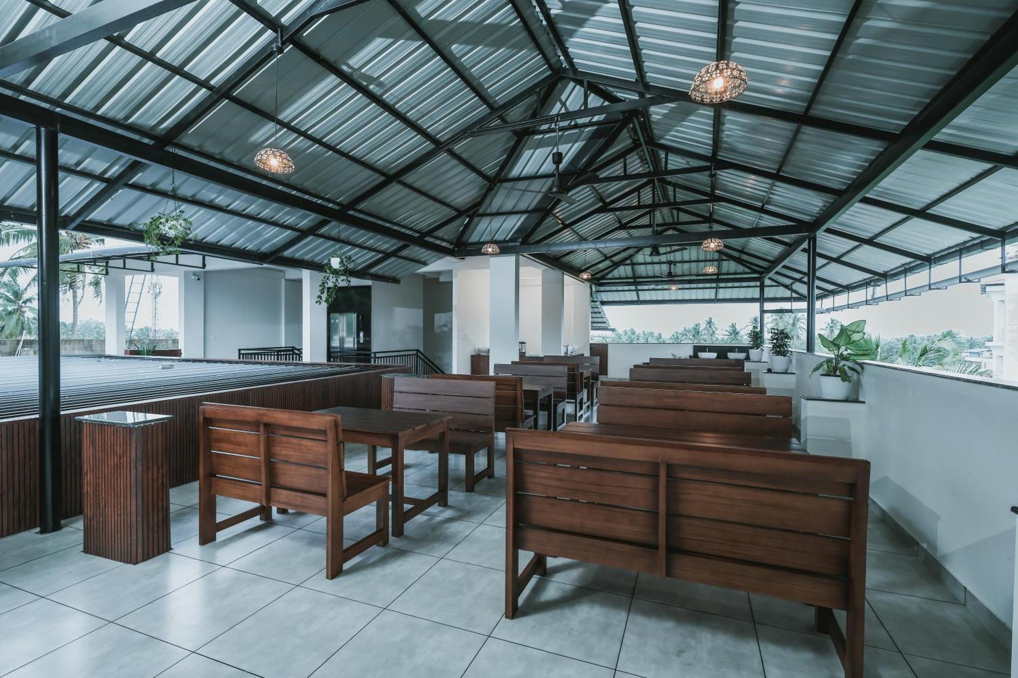 Fortview Suites Kasaragod Bagian luar foto